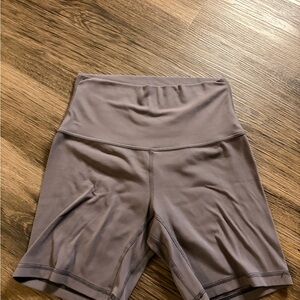 lululemon athletica Women's High-Waisted Gray Shorts